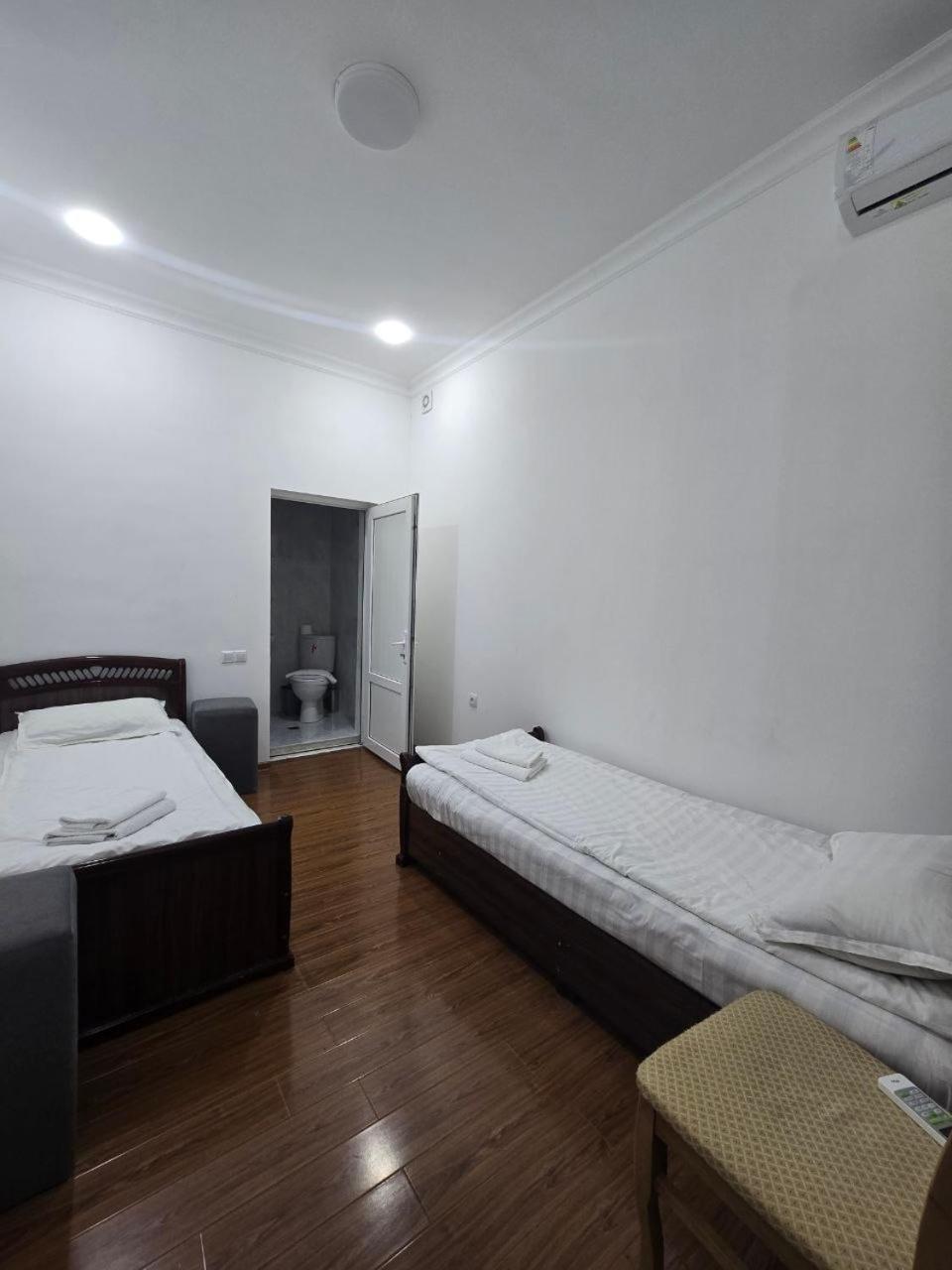 Guesto Hostel Ташкент Экстерьер фото
