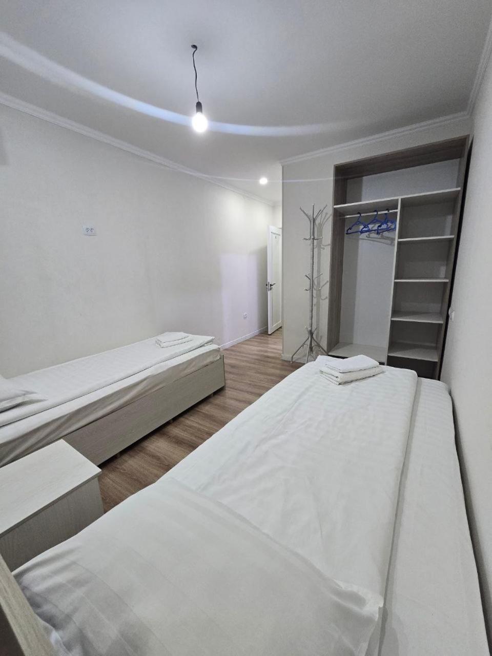 Guesto Hostel Ташкент Экстерьер фото