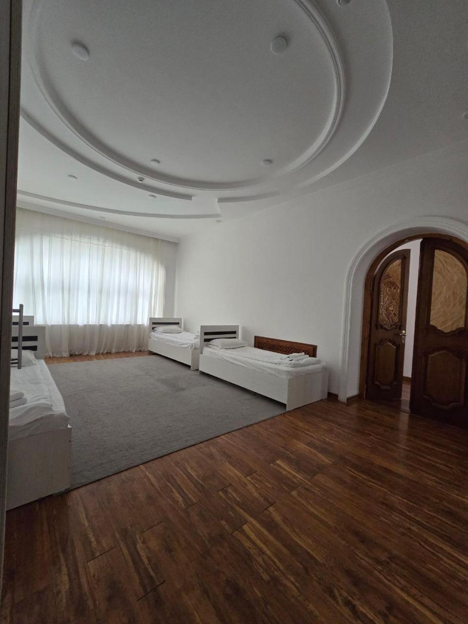 Guesto Hostel Ташкент Экстерьер фото