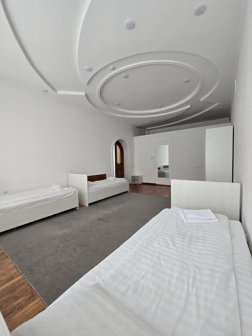 Guesto Hostel Ташкент Экстерьер фото
