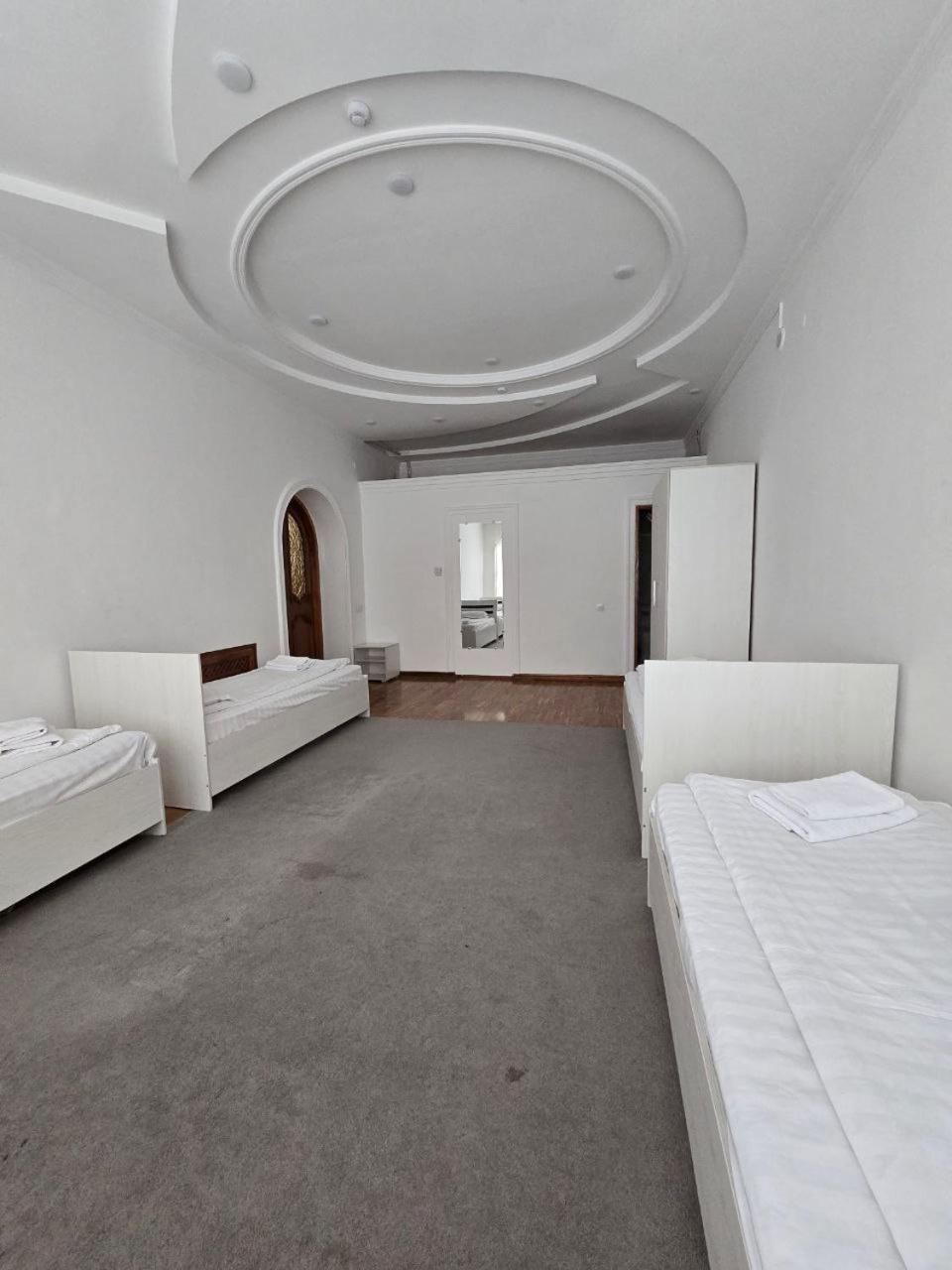 Guesto Hostel Ташкент Экстерьер фото
