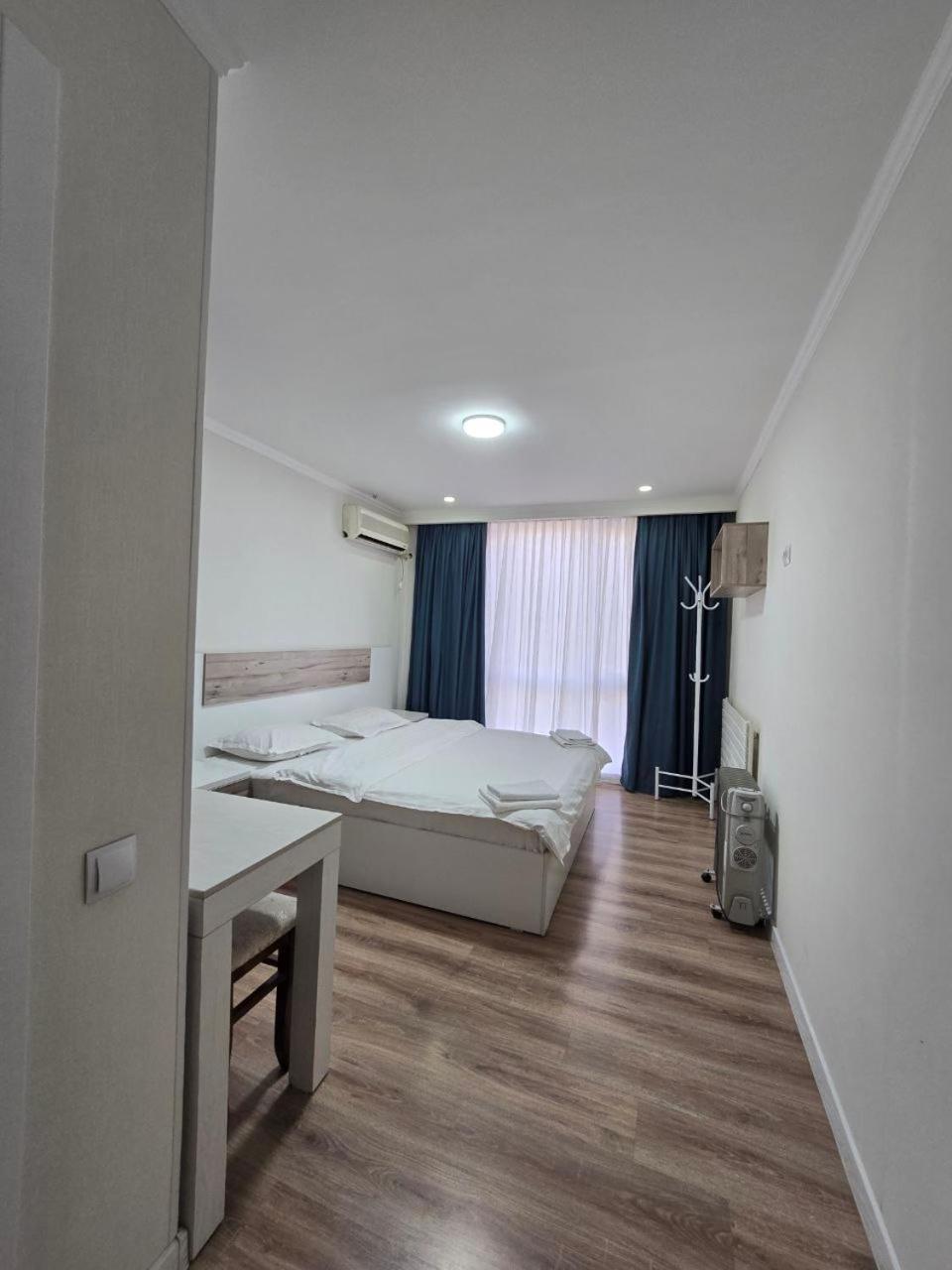 Guesto Hostel Ташкент Экстерьер фото
